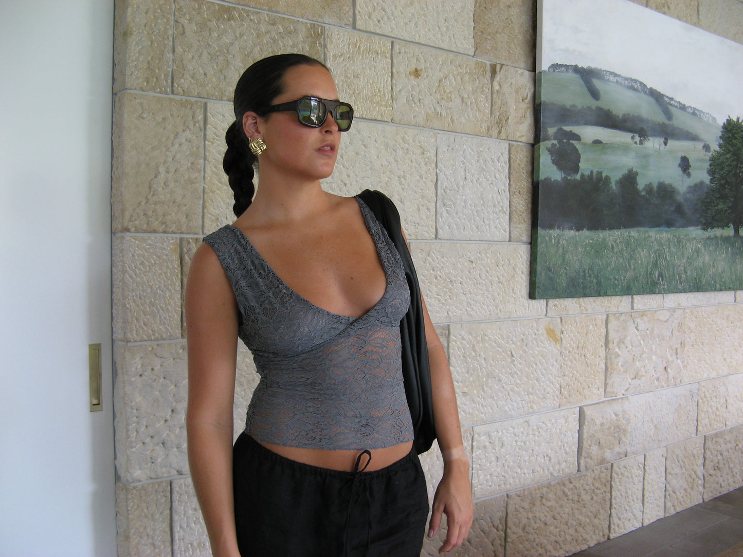 EBONY TANK