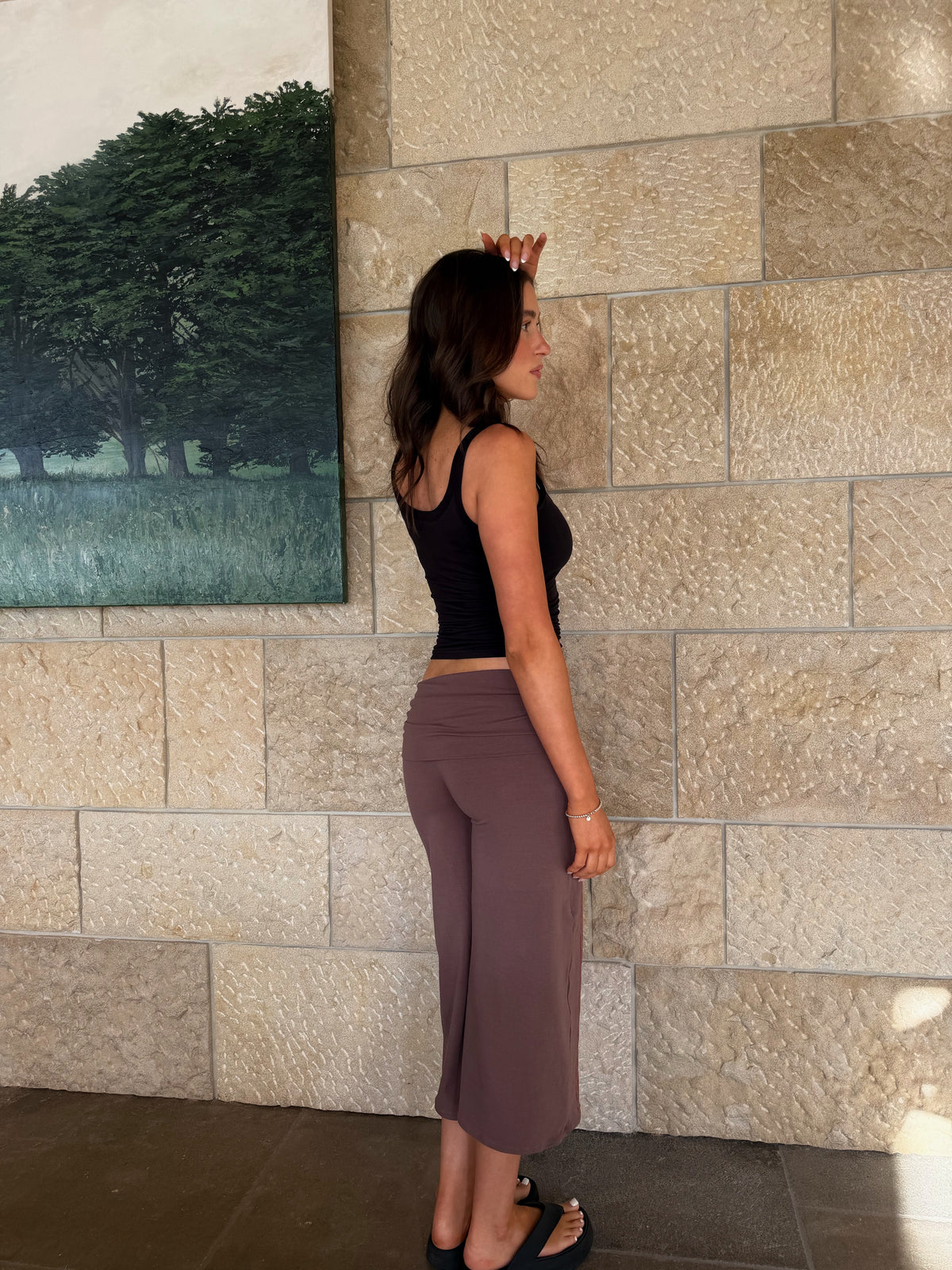 PREORDER: CONTRAST CAPRIS